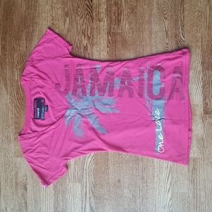 (M) Sun Kissed Island Jamaica Themed Tee 💕 Rayon Blend Classic Short Sleeve Tee